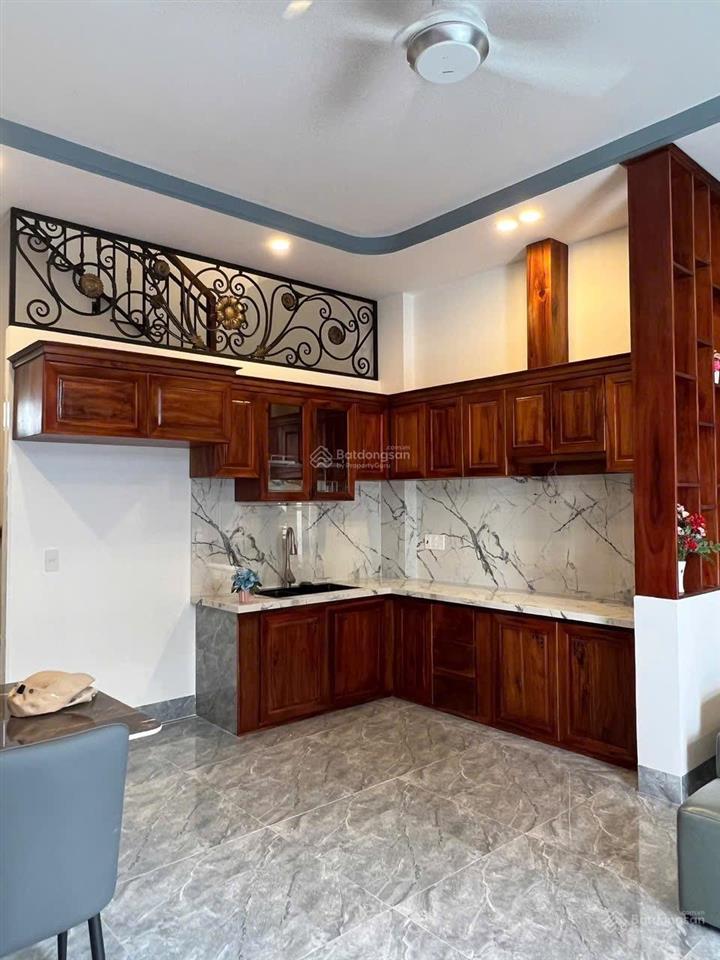 Bán nhà 3 tầng mới xây đường ô tô full nội thất hẻm lương định của gần quán bò 5 quý  0908 208 ***