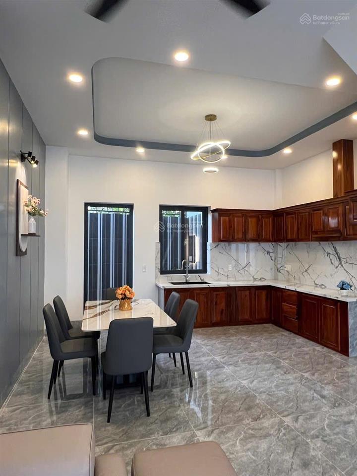 Bán nhà 3 tầng mới xây đường ô tô full nội thất hẻm lương định của gần quán bò 5 quý  0908 208 ***