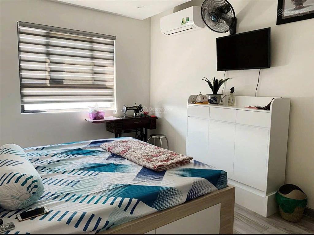Bán căn chung cư 2 phòng ngủ full nội thất tại ct2 vcn phước hải  0908 208 ***