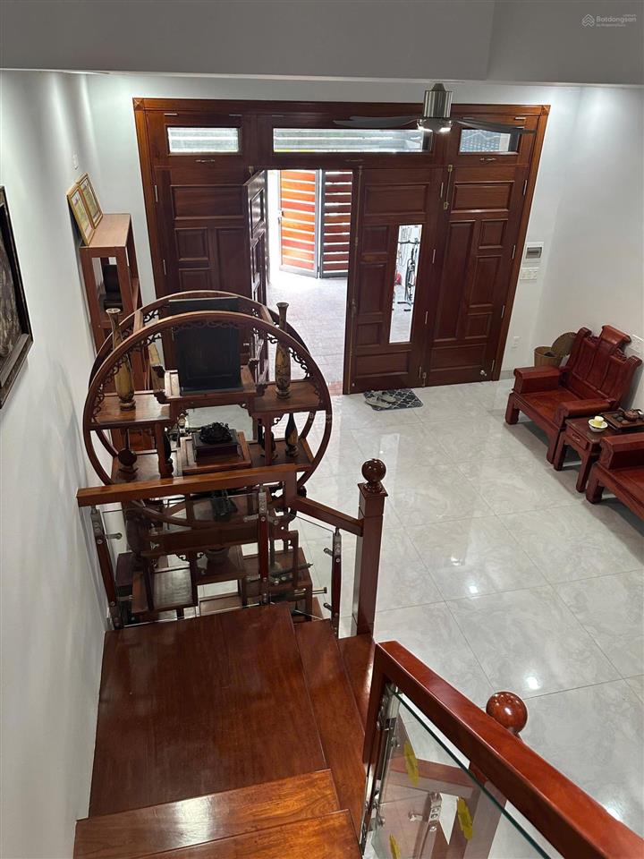 Cho thuê nhà nguyên căn đầy đủ nội thất đường số 6 tại kđt mỹ gia gói 2.  0908 208 ***