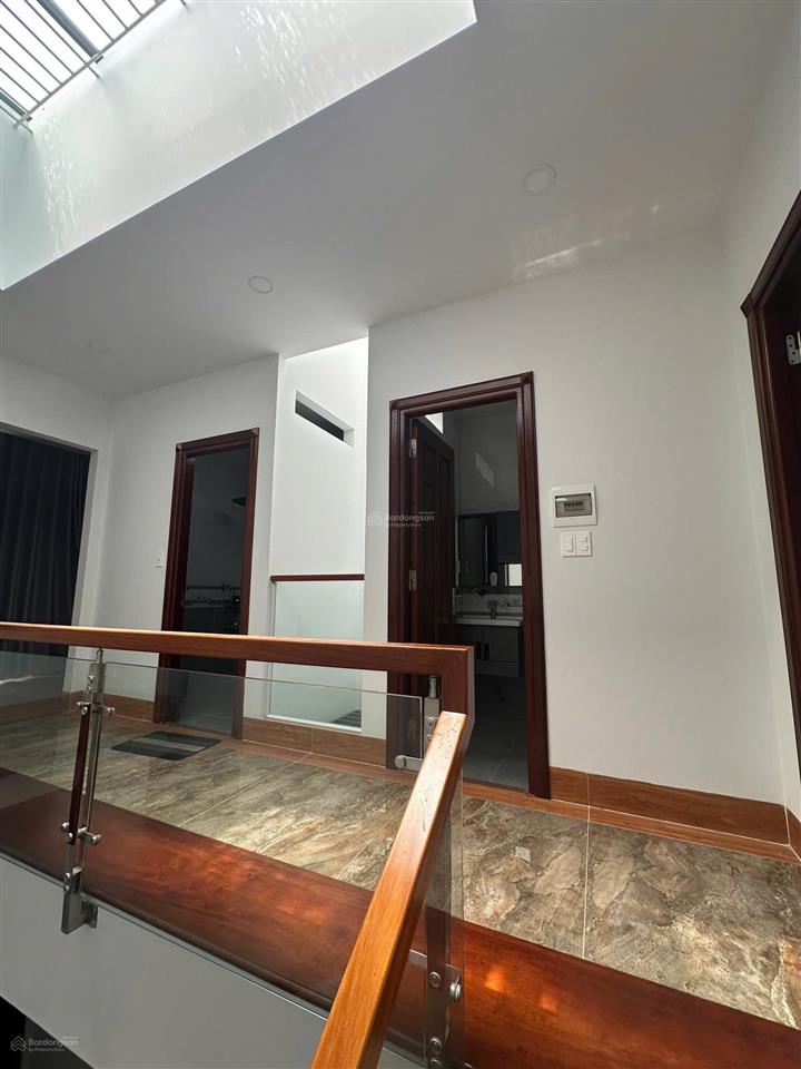 Cho thuê nhà nguyên căn đầy đủ nội thất đường số 6 tại kđt mỹ gia gói 2.  0908 208 ***