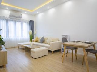 Tòa nhà cho thuê căn hộ dịch vụ 2ngủ 85m2 tại kim mã, đối diện hồ thủ lệ, gần lotte. 0909 632 ***