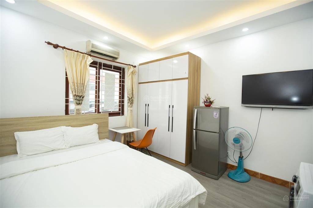 Căn hộ dịch vụ 5 triệu/tháng full đồ và dịch vụ cho thuê phố đào tấn, gần lotte