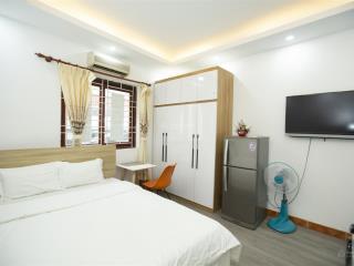 Căn hộ dịch vụ 5 triệu/tháng full đồ và dịch vụ cho thuê phố đào tấn, gần lotte