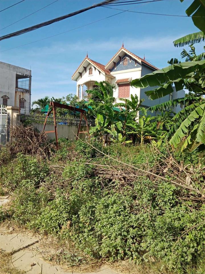 Đất mặt quốc lộ 39 