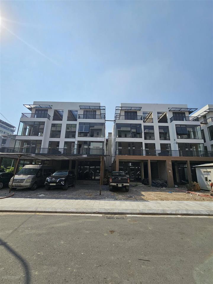 Bán biệt thự đẹp 270m2, 75 tỷ tại 61 phố lạc trung, vĩnh tuy, hai bà trưng, hà nội
