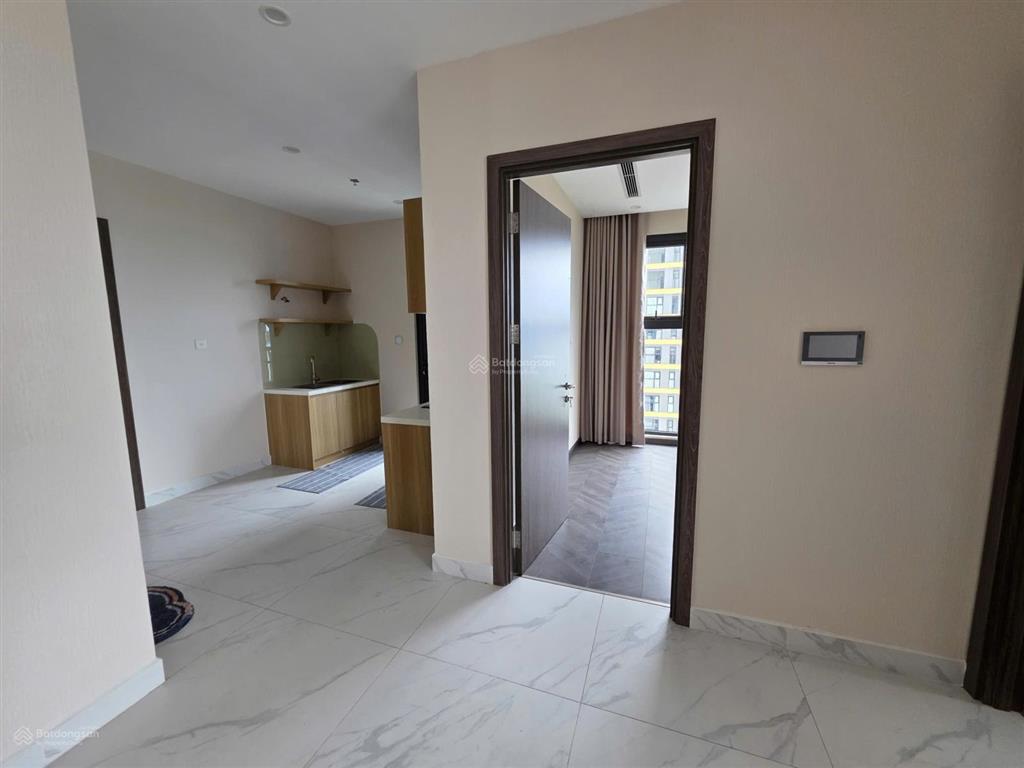 Cắt lỗ 700tr bán căn hộ be2, 3pn 2wc, full nội thất, view công viên 36ha siêu đẹp, giá tốt 8ty280