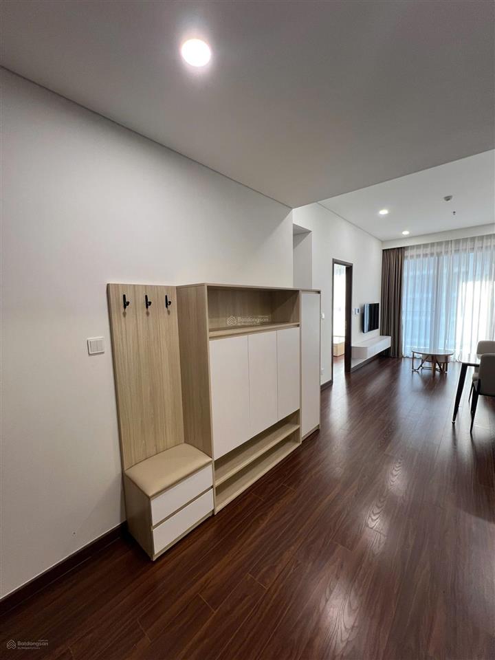 Rẻ hơn thị trưởng nửa tỷ cho căn 2pn 2wc 63m2 tầng đẹp full đồ tại masteri waterfront giá chỉ 4,7tỷ