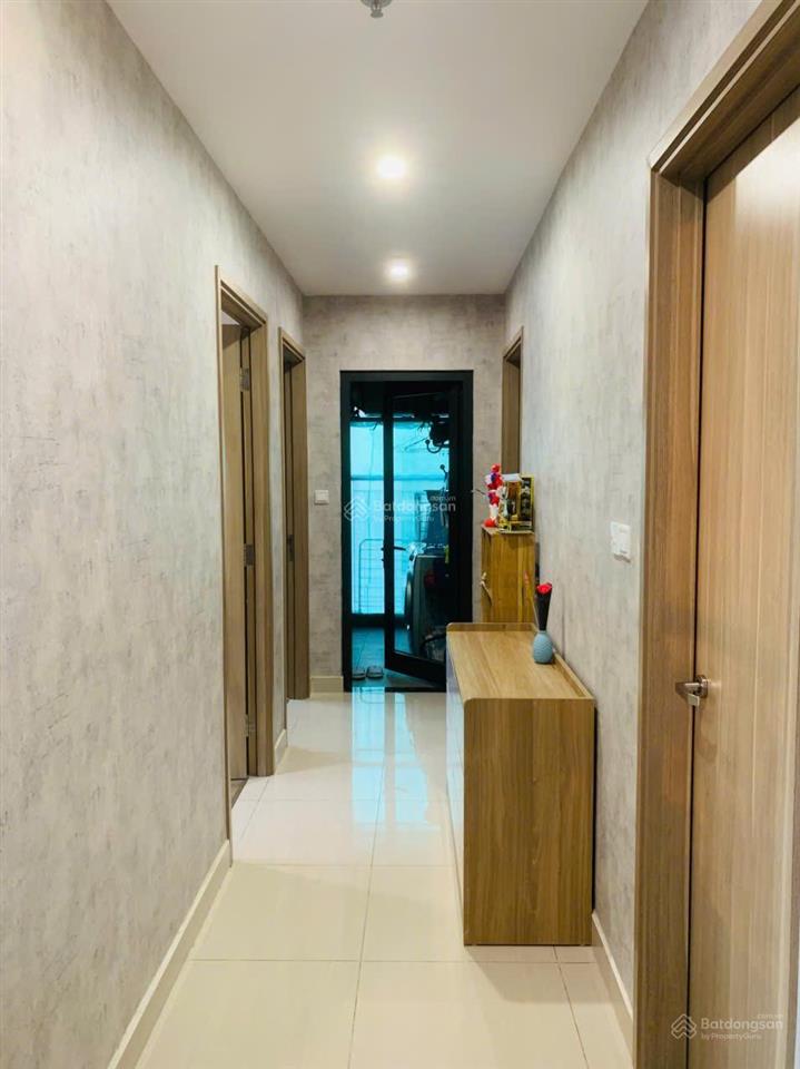 Siêu phẩm căn 3pn2wc tầng đẹp full đồ xịn, view thoáng bể bơi 4 mùa giá chỉ 4,5 tỷ tại vinhomes ocp