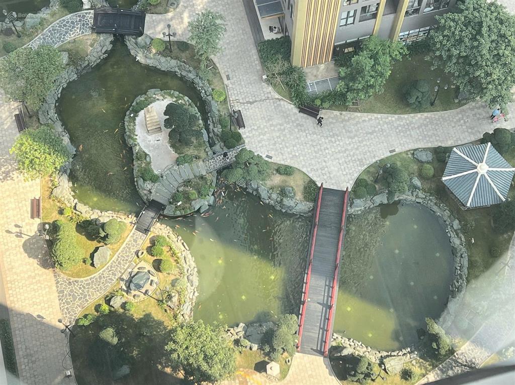 Giá tốt!! căn 1n+1 52,7m2 r1.02 zenpark ocp1 tầng trung,hướng đb sẵn sổ ko vay 3.66tỷ view cá koi