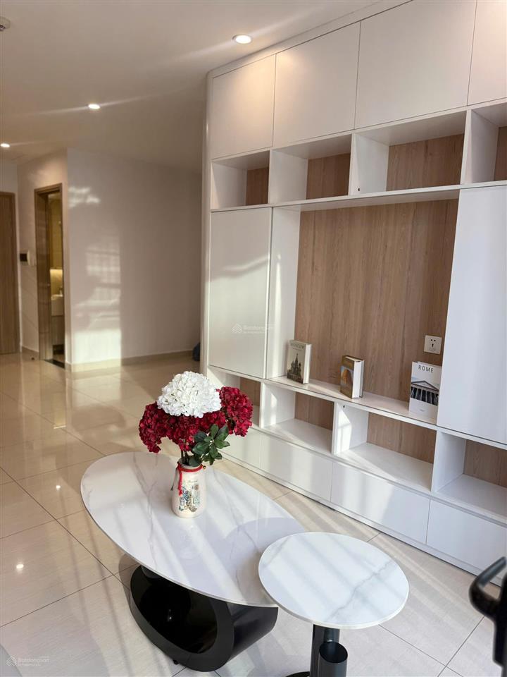 Giá cực hời  đầu tư ngay căn 1pn+1 tầng trung 48m2 thông thủy full đồ xịn đẹp hướng đông nam vip