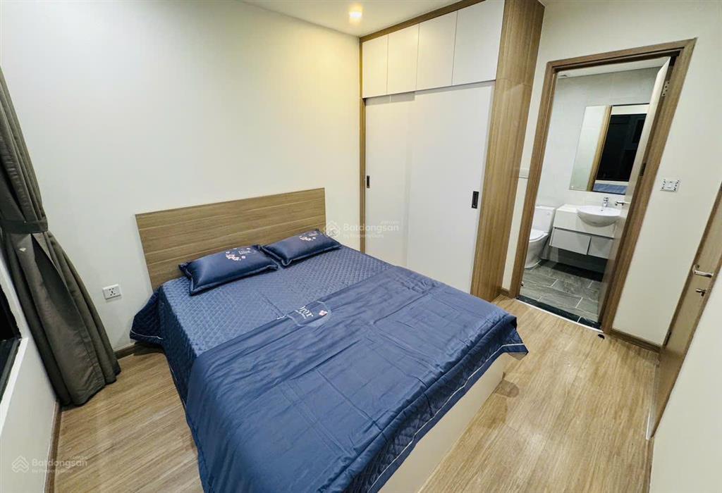 Rẻ bất ngờ căn 2pn2wc tầng cao view thoáng chỉ 3,08tỷ full đồ xịn đẹp tại vinhomes ocp1,sẵn hđ thuê