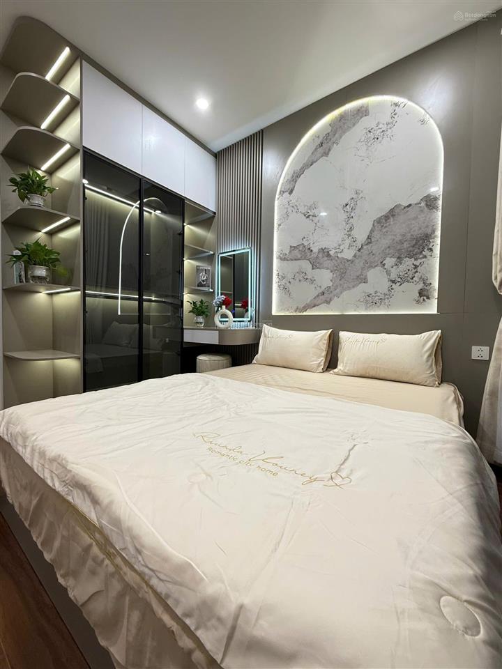 Chính chủ gửi bán căn 1pn+1 full đồ siêu đẹp giá chỉ 2,95 tỷ masteri waterfront để ở cho thuê luôn