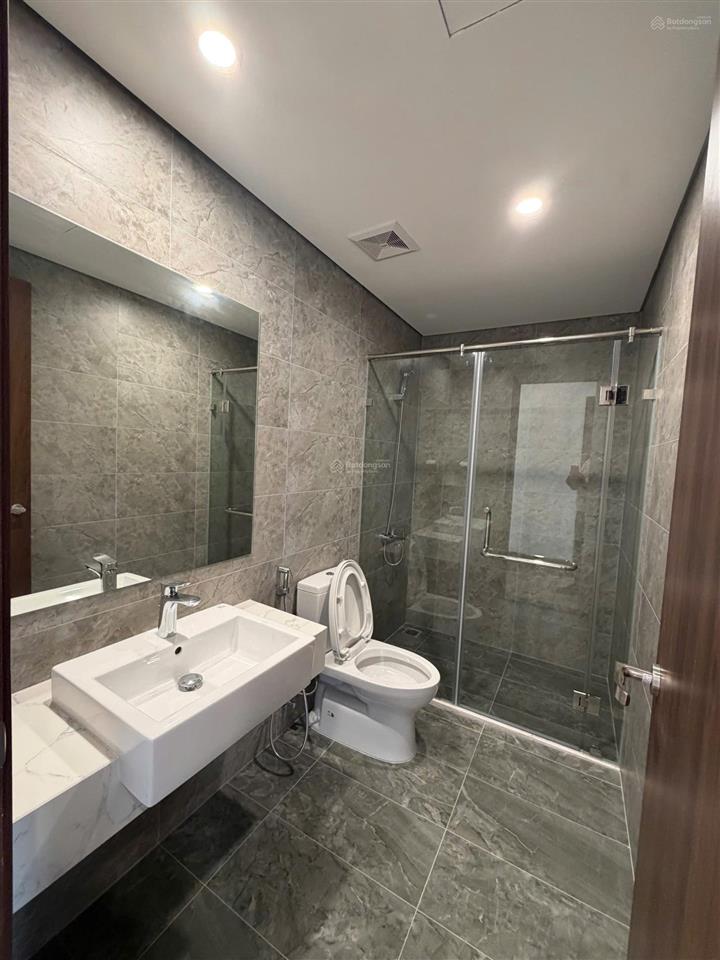 Căn góc 2pn2wc tầng đẹp view thoáng phân khu cao cấp the zurich giá chỉ 3,8 tỷ, sẵn sàng về ở luôn