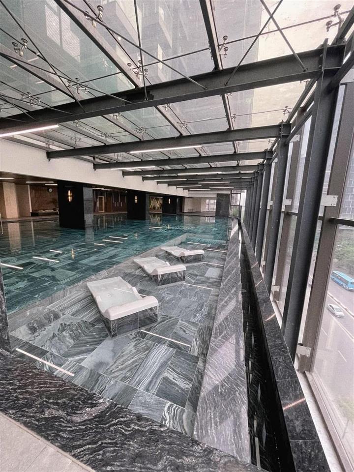 Chuyển nhượng căn 3pn cao cấp rộng 140m2 tại toà green diamond mặt phố 93 láng hạ chỉ 130triệu/m