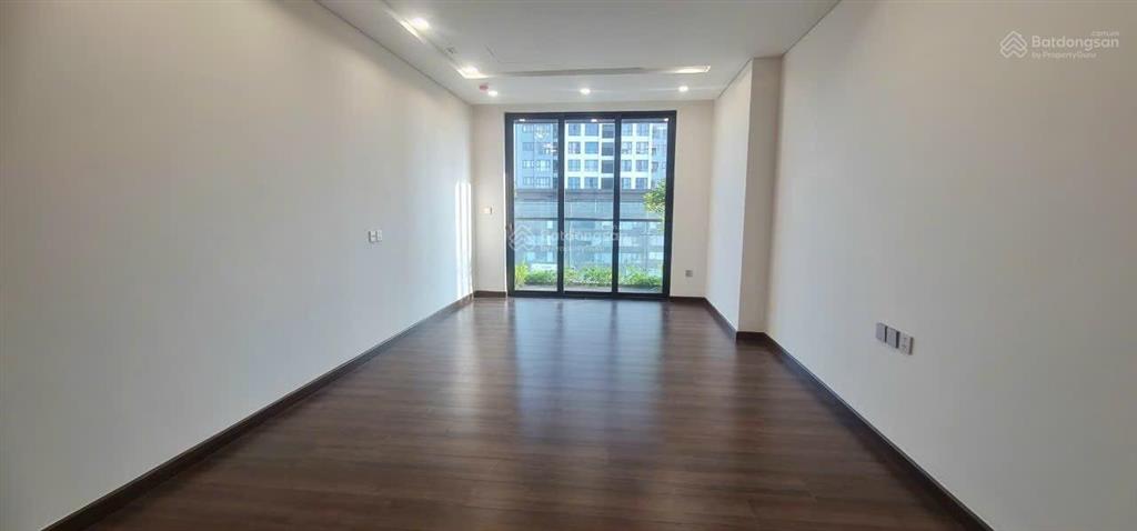 Chuyển nhượng căn 3pn cao cấp rộng 140m2 tại toà green diamond mặt phố 93 láng hạ chỉ 130triệu/m