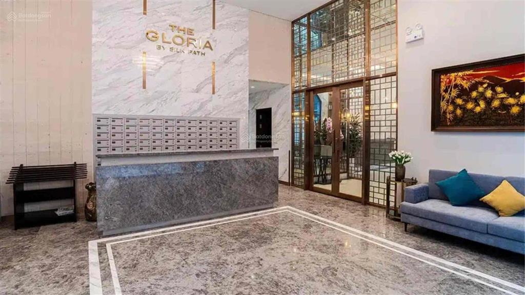 Bán nhanh căn góc 2pn gloria nguyên hồng full nội thất sẵn sổ đỏ cạnh hồ thành công giá 10,9 tỷ
