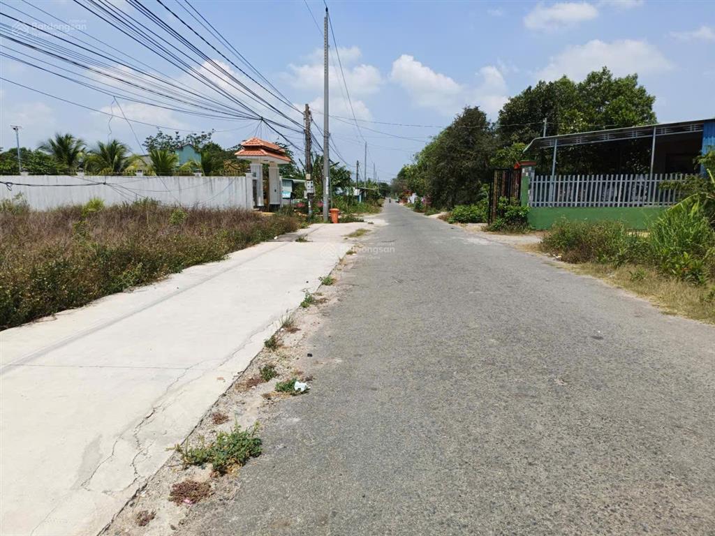 Đón đầu công nghiệp  sở hữu đất vàng sát vách cao tốc