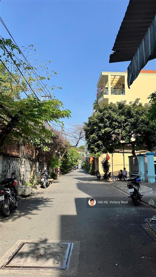 Bán nhà hẻm 348 hoàng văn thụ, p4, tân bình, dt 4.4 x 17.5m, nhà 2 tầng, đối diện trường cao đẳng