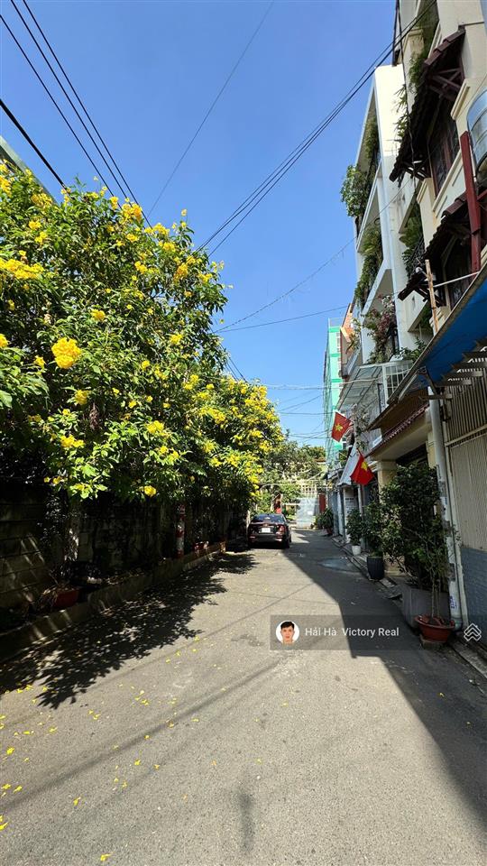 Bán nhà hẻm 348 hoàng văn thụ, p4, tân bình  dt 4.4 x 17.5m, nhà 2 tầng, đối diện trường cao đẳng