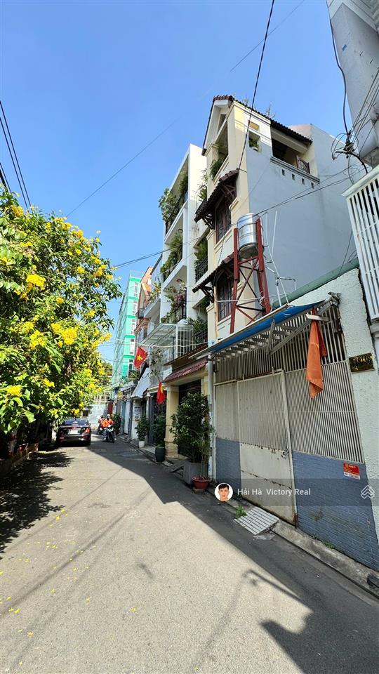 Bán nhà hẻm 348 hoàng văn thụ, p4, tân bình, dt 4.4 x 17.5m, nhà 2 tầng, đối diện trường cao đẳng