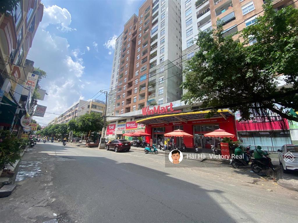Bán nhà đường thái thị nhạn, gần chung cư bàu cát 2  bv tân phú  dt 4x18m khu phân lô rất đẹp