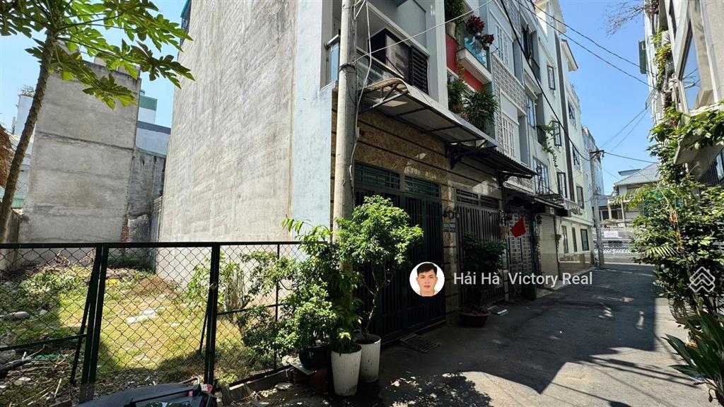 Bán nhà đường nguyễn trọng tuyển, gần lăng cha cả  lê văn sỹ, p2, tân bình  dt đất 5m x 17m