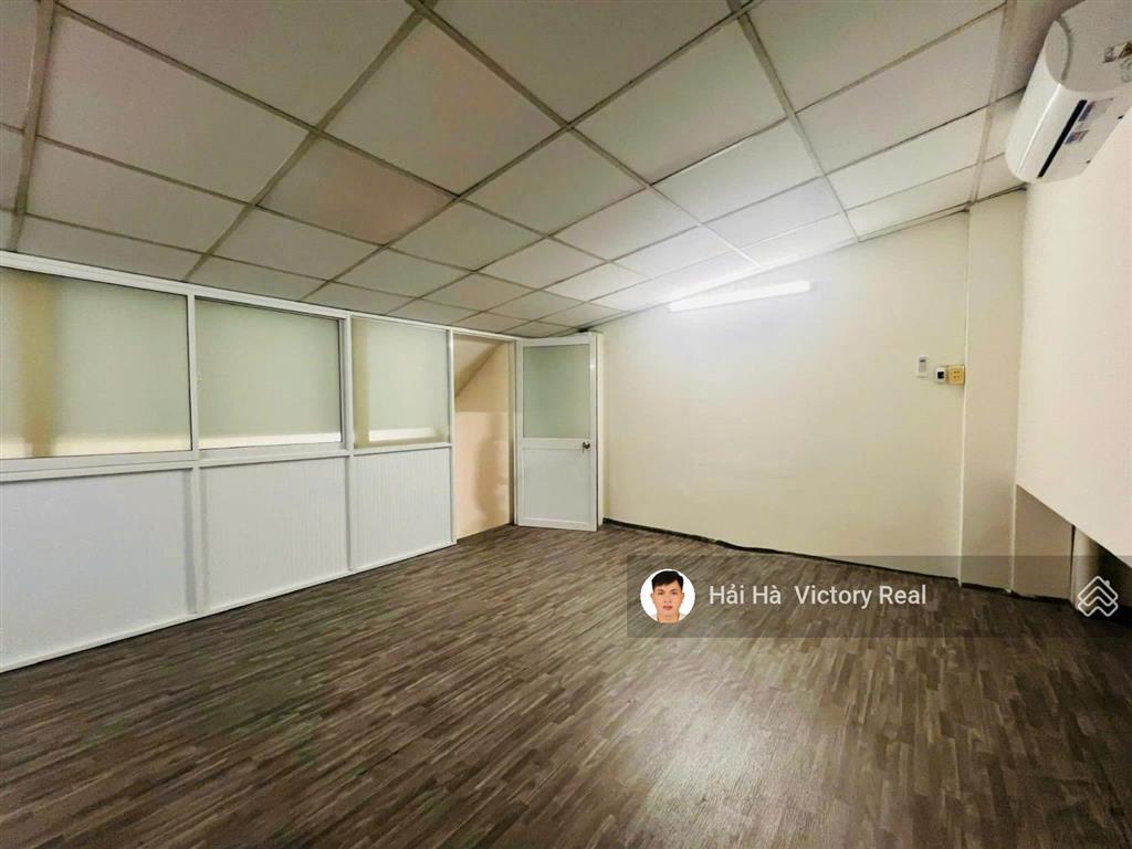 Cho thuê nhà riêng sát mặt tiền đồng đen, thông bàu cát 1, dt 5x11m có gác lửng, phù hợp gia đình