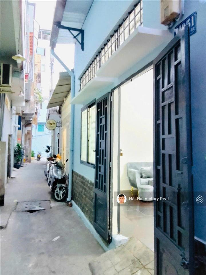 Cho thuê nhà riêng sát mặt tiền đồng đen, thông bàu cát 1, dt 5x11m có gác lửng, phù hợp gia đình
