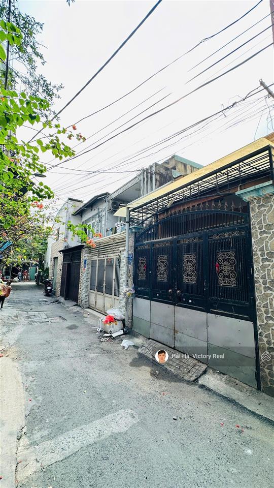 Bán nhà đường ni sư huỳnh liên, phường bảy hiền  hcm, gần bên khu bàu cát, dt 4x18.1m, nhà c4