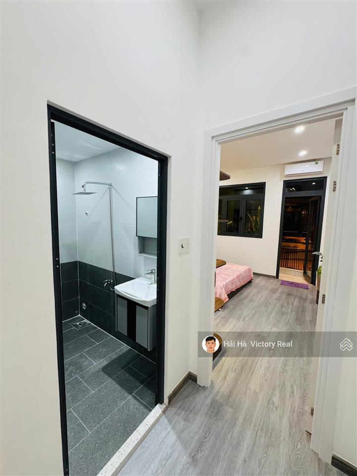 Bán nhà vị trí kinh doanh ngay chợ võ thành trang (bà quẹo)  dt 4x16.1m nhà 3 tầng mới vào ở ngay
