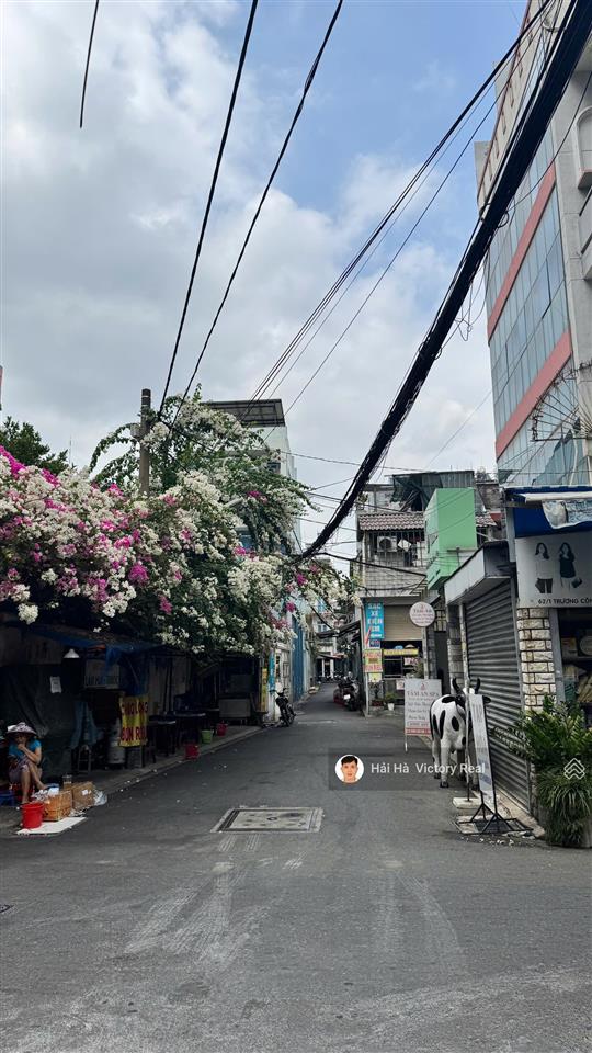 Bán nhà đường trương công định, khu bàu cát  tân bình  dt 4.3 x 17m, vị trí gần mặt tiền đường