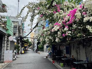 Bán nhà đường trương công định, khu bàu cát  tân bình  dt 4.3 x 17m, vị trí gần mặt tiền đường
