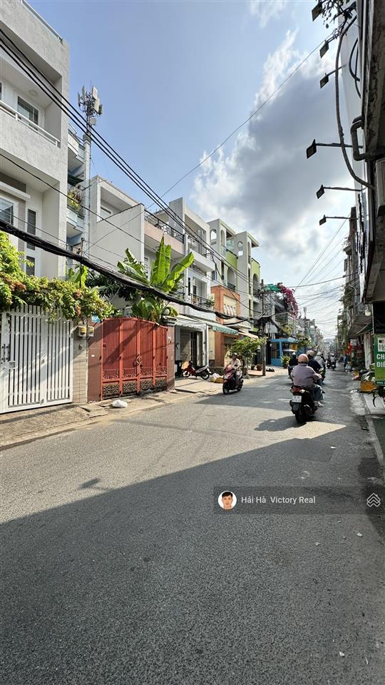 Bán nhà mặt tiền đường võ thành trang  tân bình. gần ngã tư bảy hiền  dt 8 x 33m nở hậu 10.5m