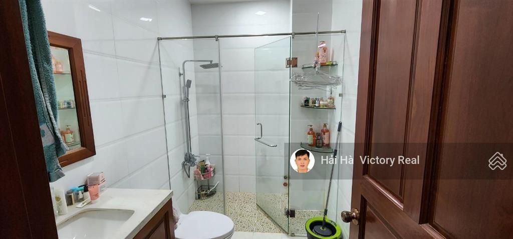 Bán nhà hẻm 1017 lạc long quân, p11, tân bình, dt 5,1 x 15m, nhà 3 tầng + st kiên cố vào ở ngay