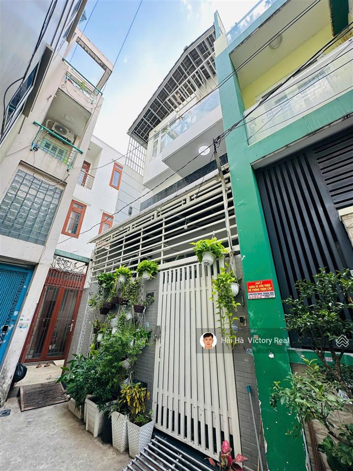 Bán nhà hẻm 449 trường chinh, thông ra 80 ba vân  tân bình dt 5,05x12m nhà đẹp 3 tầng vào ở ngay