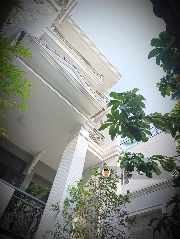Bán nhà hxh 6m đường cửu long, khu sân bay  dt 5x21m nhà đẹp hầm 3 lầu, phù hợp ở và làm văn phòng