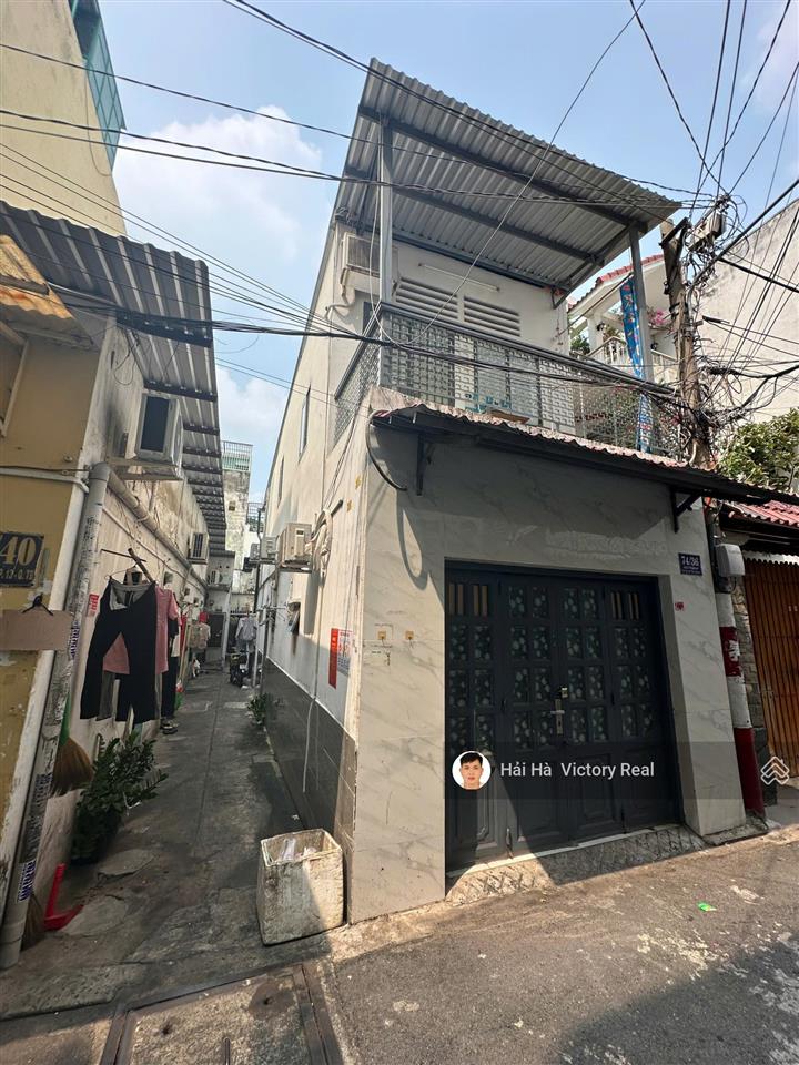 Bán nhà 74/36 núi thành, p13, tân bình liền kề etown dt 4.4 x 23.25m, nhà 2 tầng, có sẵn hđ thuê