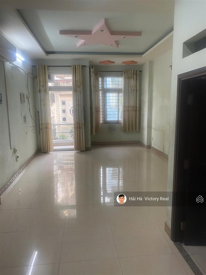 Cho thuê nguyên căn nhà đẹp đường ni sư huỳnh liên  gần chung cư bc2  dt 4.1 x 17.5 x 3 tầng đẹp