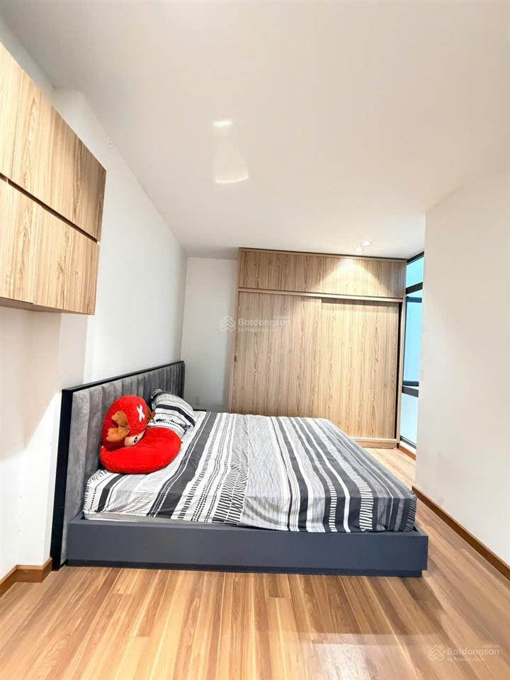 Bán nhà đường hồ đắc di, sau big c trường chinh  dt 5.3x17m, nhà 3 tầng thiết kế hiện đại, hẻm 8m