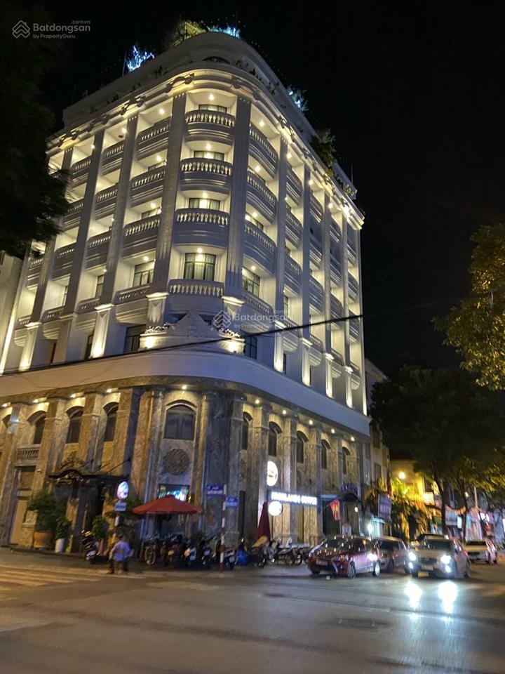 Cho thuê 220m2 toà văn phòng căn góc 50tr /1 tháng