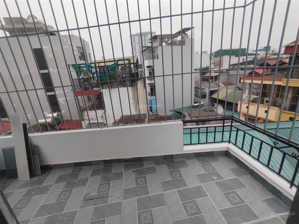 Bán nhà bùi xương trạch xây mới tinh, dt 41m2x6t, ngõ rộng, sát vành đai 2.5, giá 7.89 tỷ