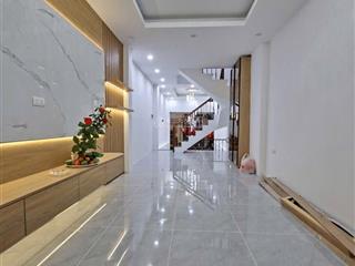 Bán nhà phân lô quân đội vũ tông phan, gara ô tô, ô chờ thang máy, dt 43mx6t, sđcc, 9.9 tỷ