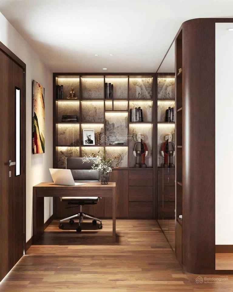Lạc long quân  tây hồ. nhà đẹp  thang máy  gara  ngõ thông. dt 74m2  8 tầng.