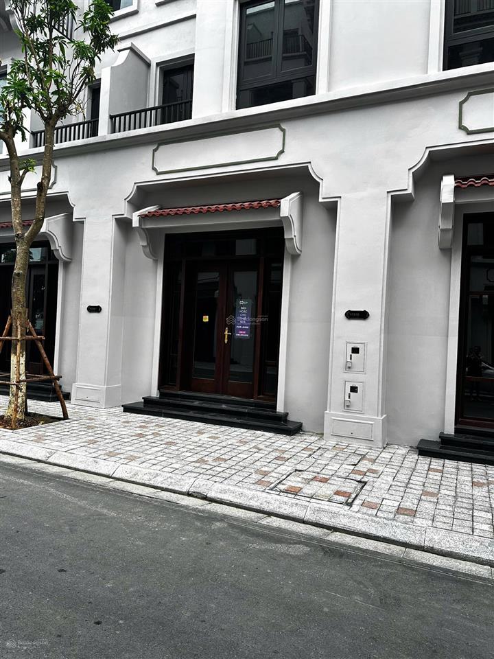 Cát tường khu viễn đông,giá 22,x tỷ bao phí,liền kề 5 tầng,hướng tây bắc dt75m2.sđt0961 910 ***