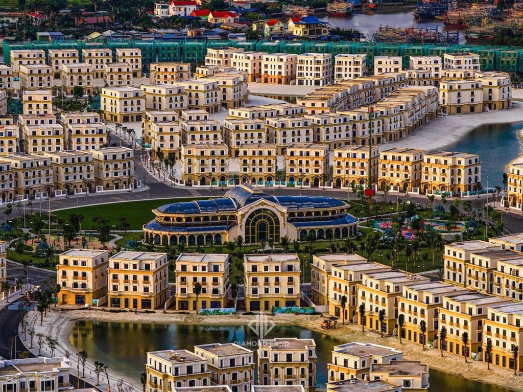 Siêu hời với căn biệt thự liền kề shophouse 135m2 ngay cạnh vincom. giá từ 10,x tỷ. hỗ trợ 0% 5 năm