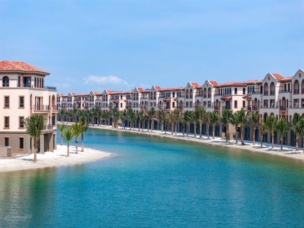 Siêu hời với căn biệt thự liền kề shophouse 135m2 ngay cạnh vincom. giá từ 10,x tỷ. hỗ trợ 0% 5 năm
