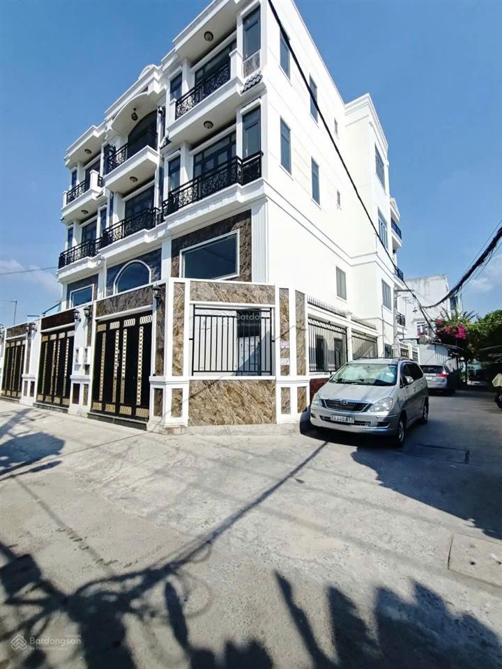 Nhà đep hxh quốc lộ 13 (đối diện vạn phúc city) dt 4.5x15m + lửng+ 3 tầng sân thượng  sổ riêng