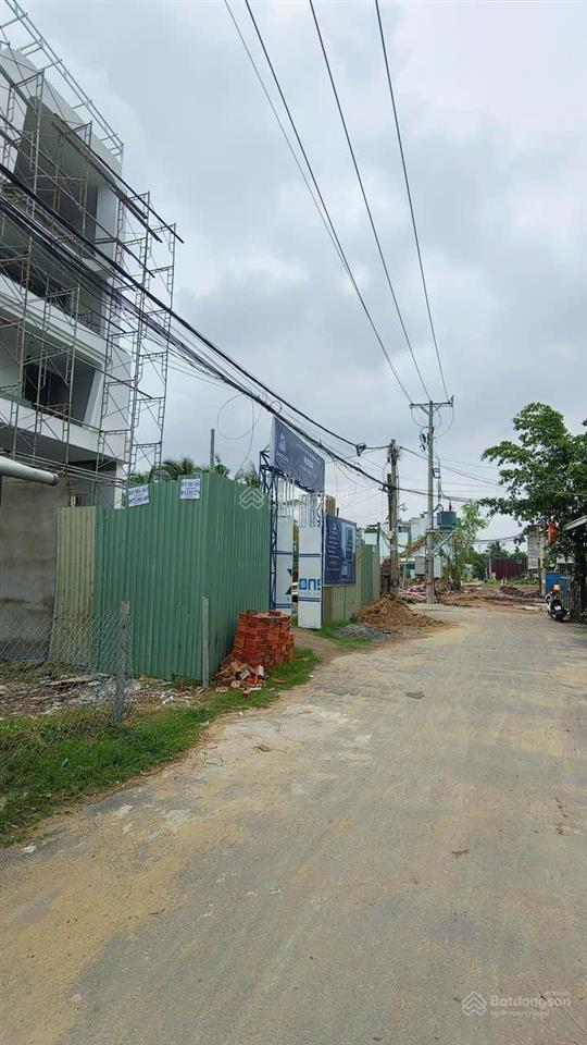 Ac đang mong chờ vành đai 2  quá ngon (4m x 28m) 114m2  ngay đường vành đai 2  linh đông