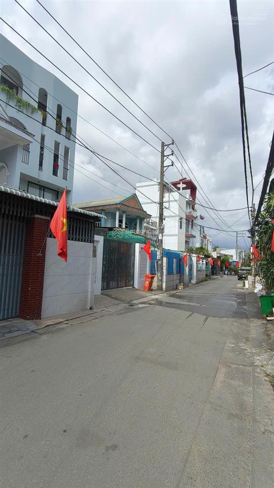 Bán đất tặng kiot  6x25m  hẻm xe tải  đường số 8  lx  gần chợ  đang cho thuê 25 triệu